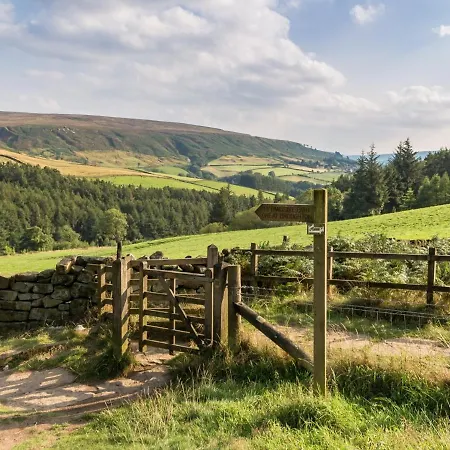 2 Bed In 75544 Vakantiehuis *