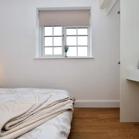 بيت للعطل 2 Bed In 75544 *