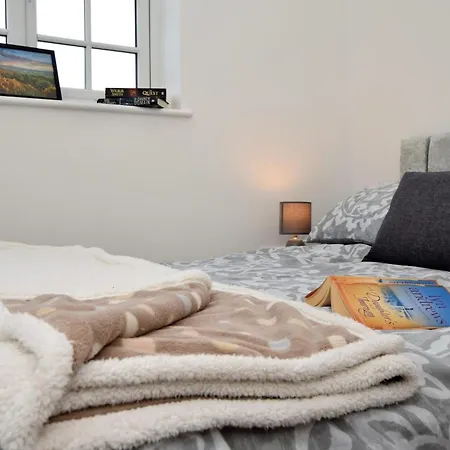 2 Bed In 75544 *